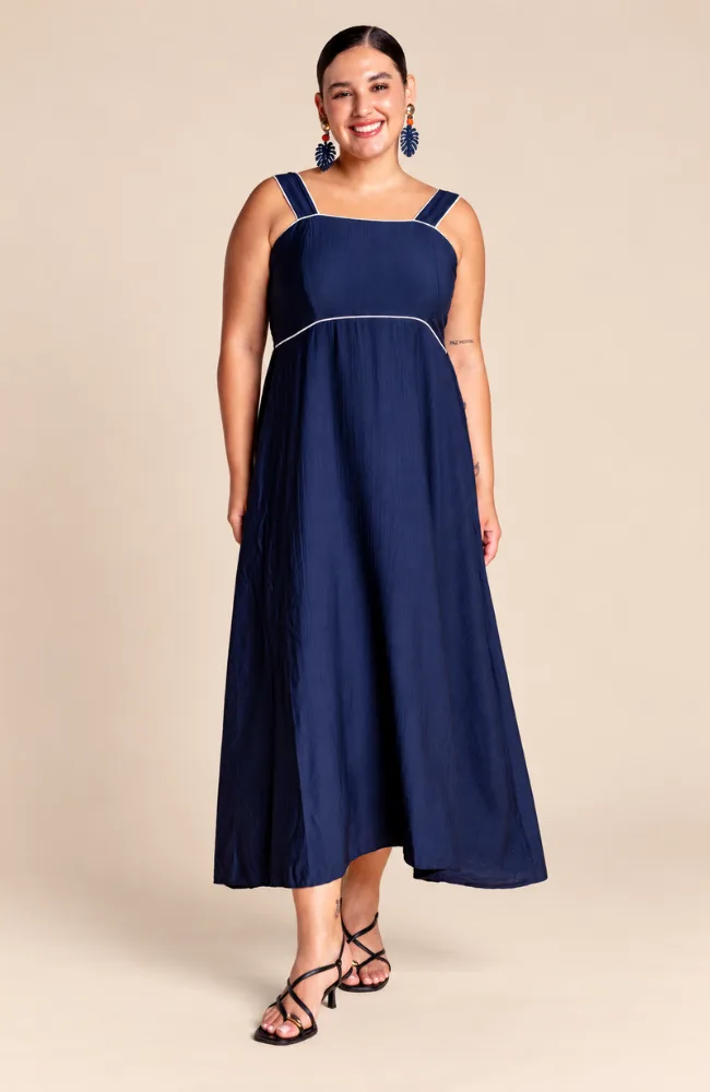otono-2026-vestido-azul-marino